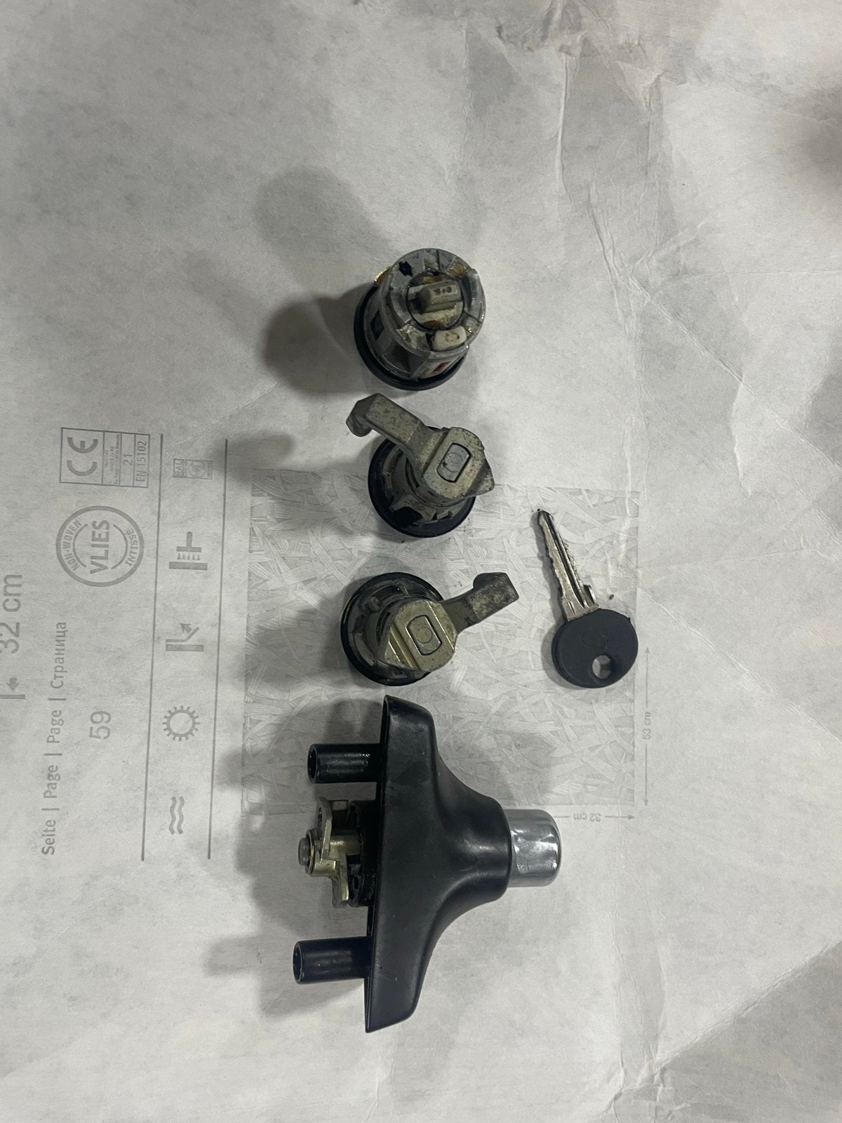 E30 BMW slotenset met 1 sleutel, Ophalen of Verzenden, Gebruikt, BMW