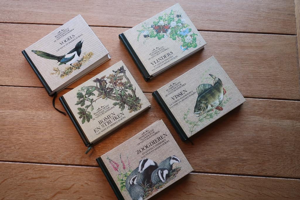 5 boeken "veldgids voor de natuurliefhebbers" Readers Digest, Boeken, Ophalen of Verzenden, Zo goed als nieuw, Natuur algemeen