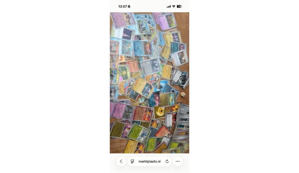Pokémon Bulk Lot – 1000+ kaarten incl. Holo's, Hobby en Vrije tijd, Verzamelkaartspellen | Pokémon, Ophalen of Verzenden, Zo goed als nieuw