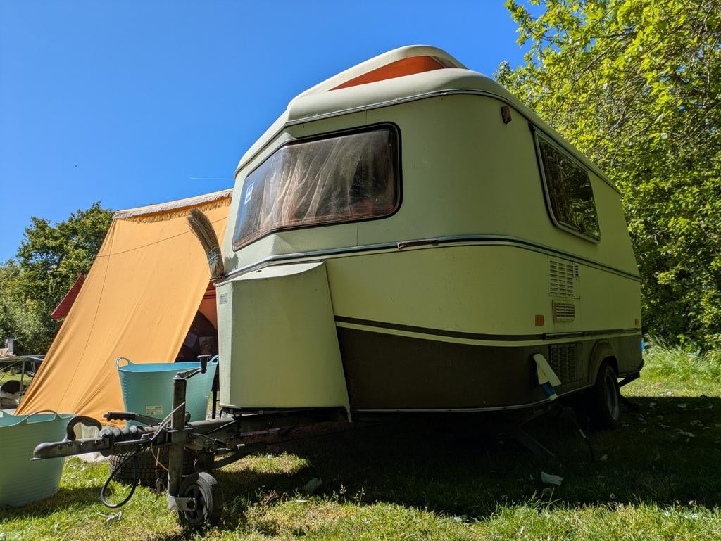 Caravan Eriba Pan Familia, Caravans en Kamperen, Ophalen of Verzenden, Gebruikt, Tot en met 3