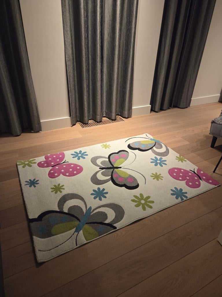 Een prachtige tapijt- 120x170 cm, Ophalen, Zo goed als nieuw, Minder dan 10 m², Tapijt