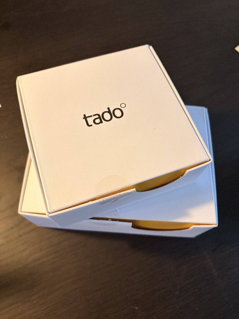 Tado - draadloze slimme thermostaat X - starterskit, Ophalen of Verzenden, Slimme thermostaat, Nieuw