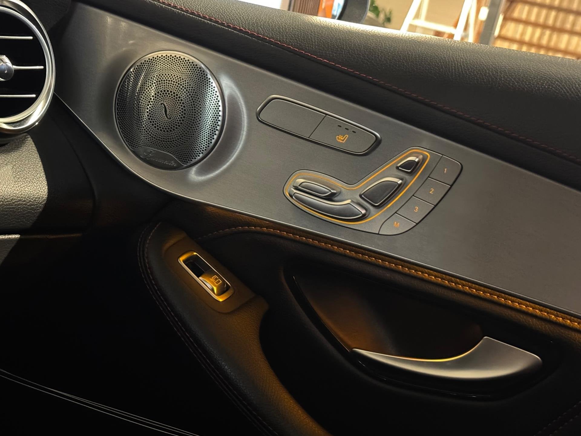 Foto 55 van Mercedes-Benz GLC-klasse AMG 43 4MATIC 367 PK |PANO|LUCHTVER
