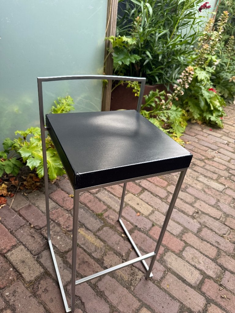 Lapalma Cubo barkruk. Design Enzo Berti. Zwart leer / chroom, 60 tot 90 cm, Zo goed als nieuw, 1 kruk, Ophalen
