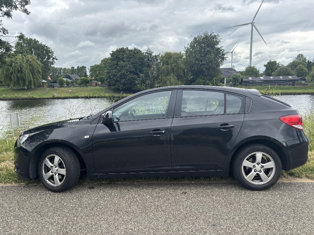 Chevrolet Cruze 1.8 LT Navigatie Carplay Achteruitrijcamera