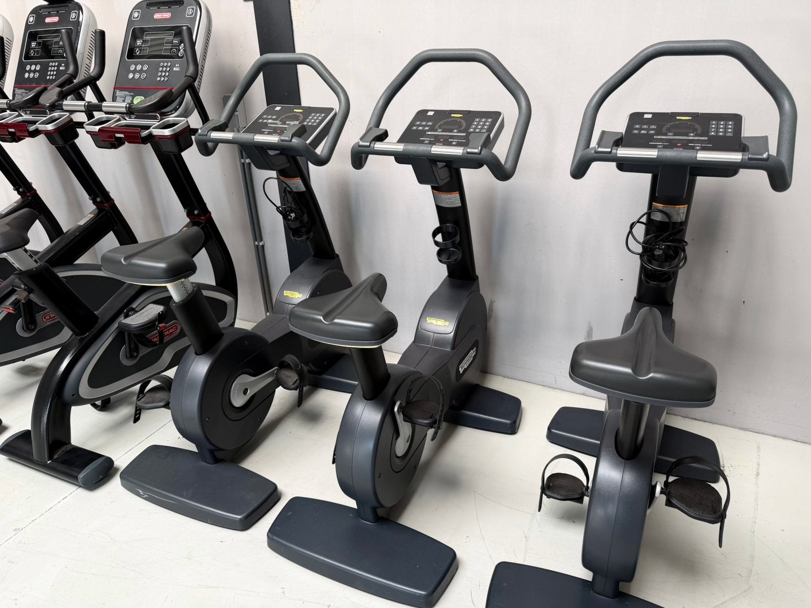 Technogym excite Bike    - Professionele Hometrainer, Ophalen, Zo goed als nieuw, Benen, Overige typen