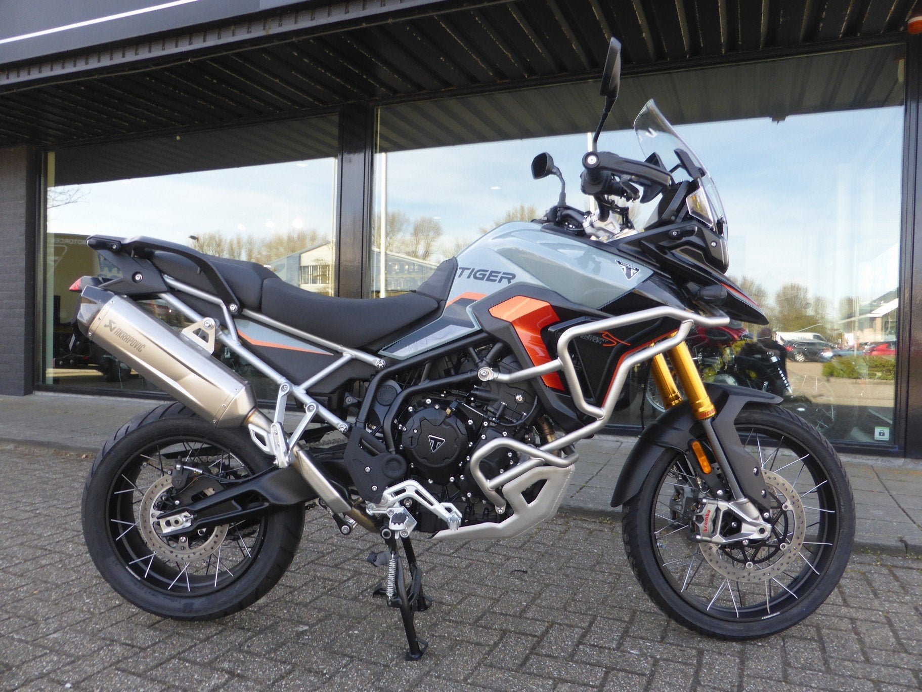 Triumph Tiger 900 Desert Edition 1.000,- gratis accessoires!, Bedrijf, Triumph.Benelux@triumph.co.uk, Meer dan 35 kW, Toermotor