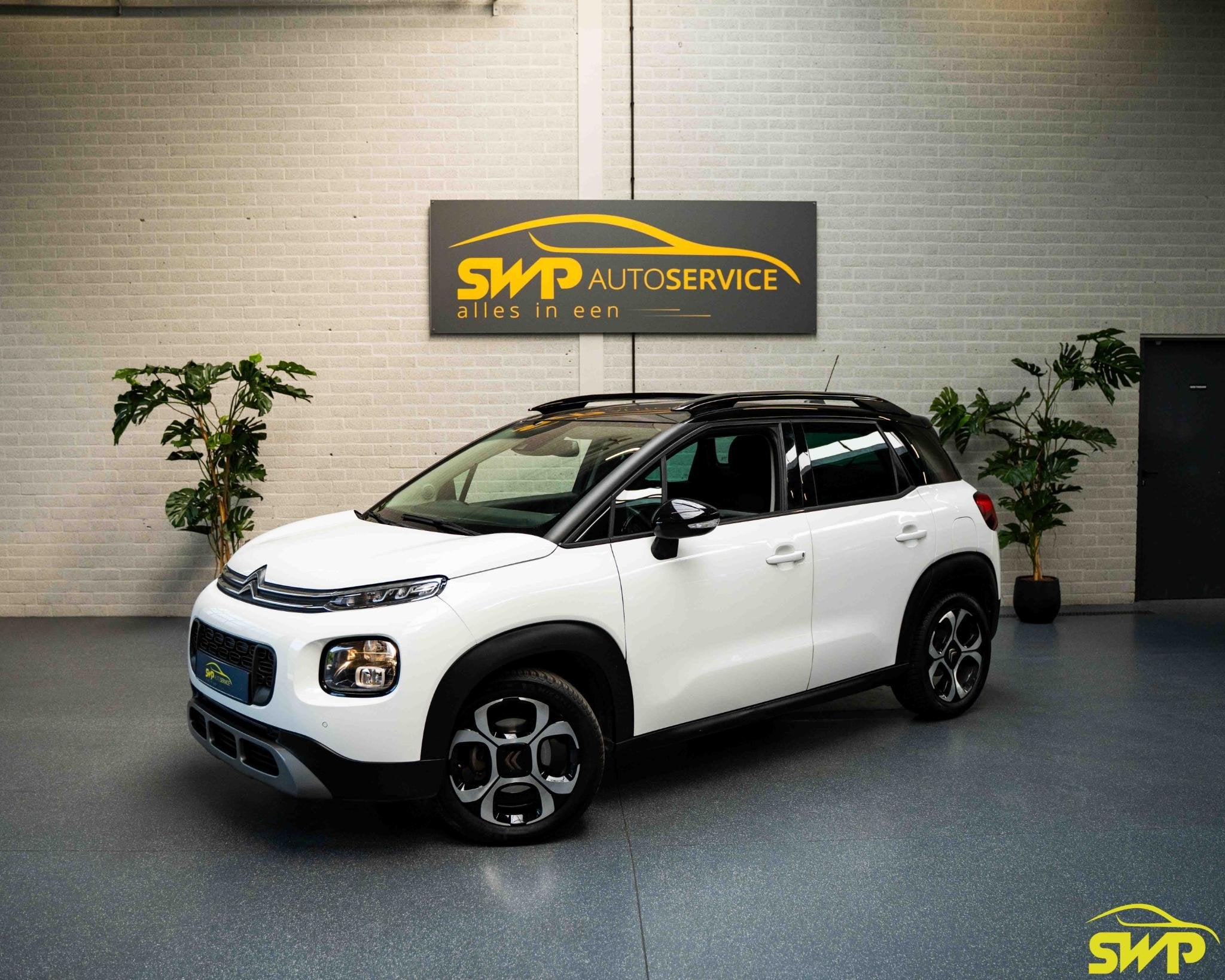 Citroen C3 Aircross 1.2 PureTech S&S Shine | Camera | Navi, Auto's, Stof, Gebruikt, Euro 6, 1199 cc
