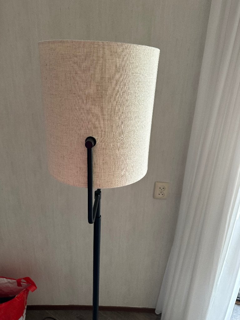 Lamp, Modern /klassiek, Zo goed als nieuw, Metaal, 150 tot 200 cm