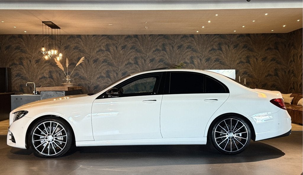 Mercedes-Benz E-Klasse 350d V6 AMG I Luchtvering I Carbon I, Auto's, Mercedes-Benz, Achterwielaandrijving, Gebruikt, 258 pk, Automatische klimaatregeling