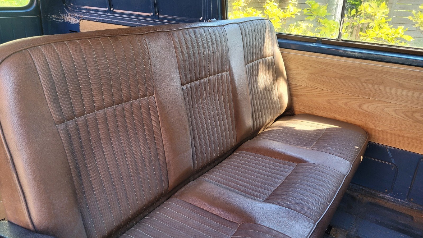 Toyota Hiace diesel uit 1982, belasting en milieuzone vrij, foto 11