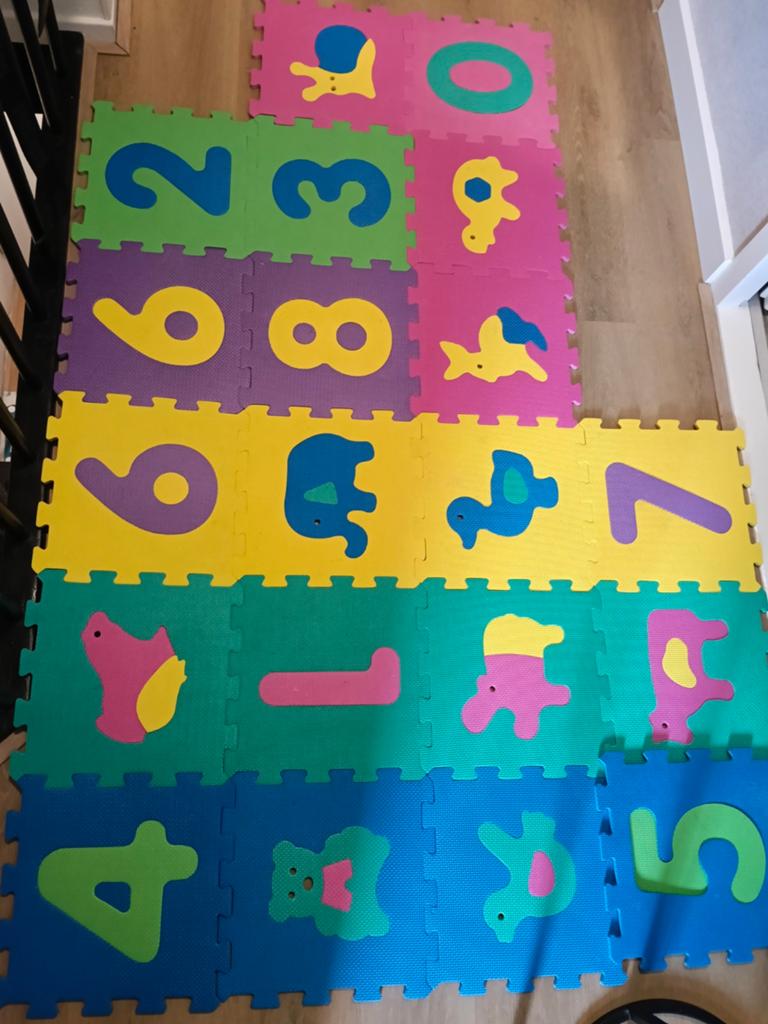 Foam puzzelmat cijfers en dieren in goede staat, Ophalen of Verzenden, Meer dan 50 stukjes, Gebruikt, 2 tot 4 jaar