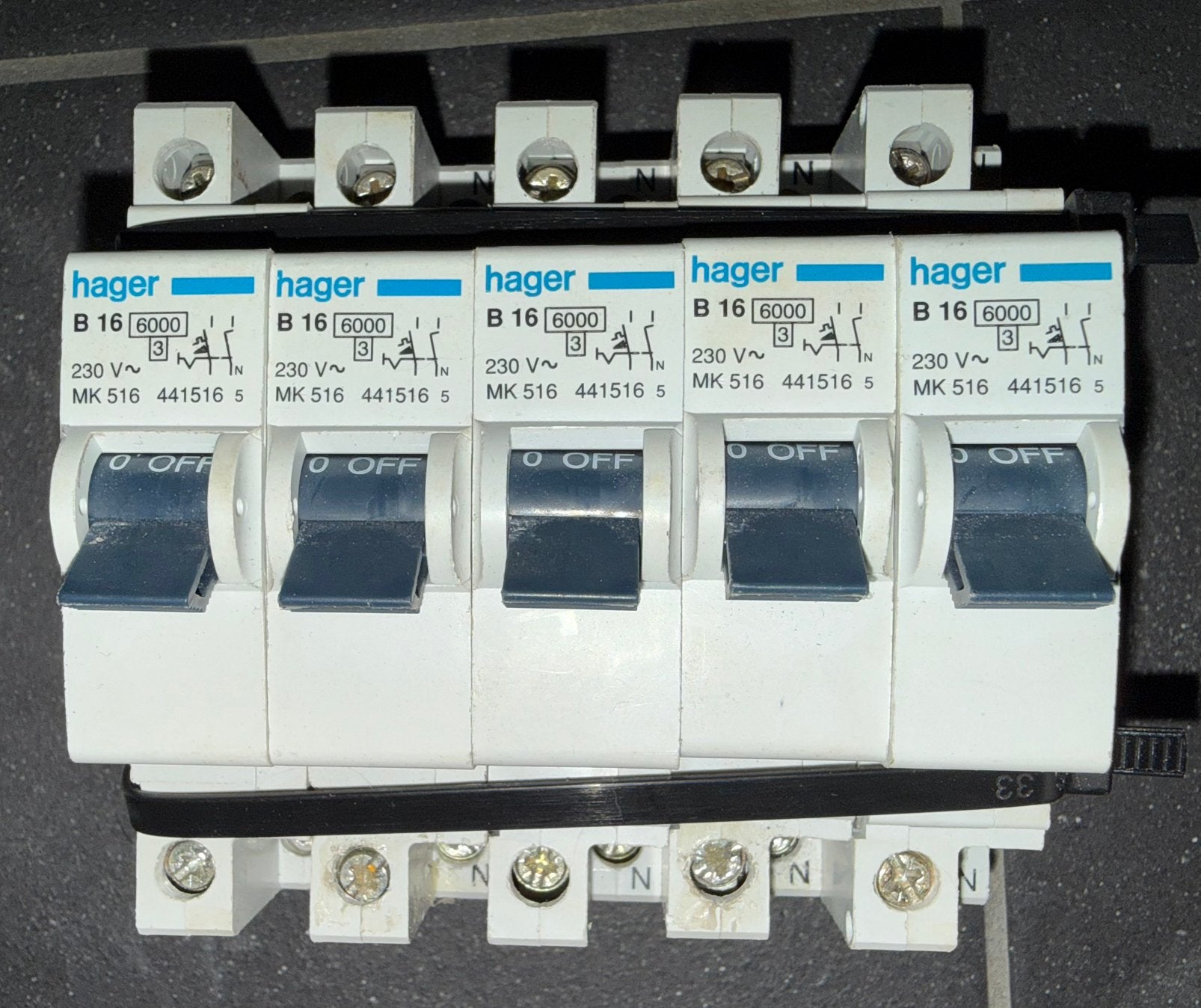 Diverse merken NIEUWE automaten (ABB Hager GE), Doe-het-zelf en Verbouw, Elektra en Kabels, Ophalen of Verzenden, Nieuw, Overige typen