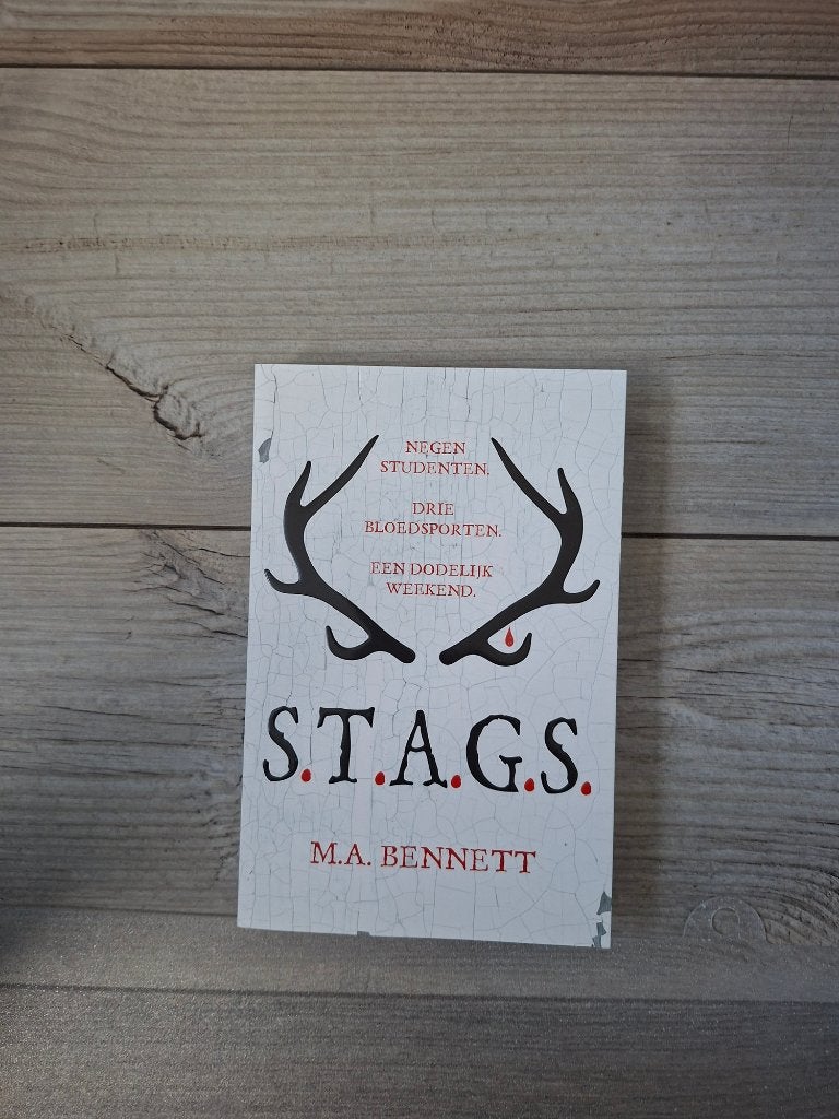 S.T.A.G.S., Ophalen of Verzenden, Zo goed als nieuw, M.A. Bennett