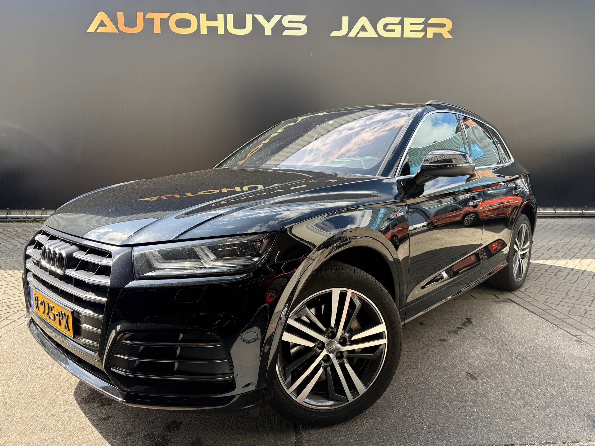 Audi Q5 55 TFSI e quattro Competition Pano H&U B&O Camera Vi, Auto's, Audi, Automaat, Dealer onderhouden, 4 cilinders, Leder en Stof