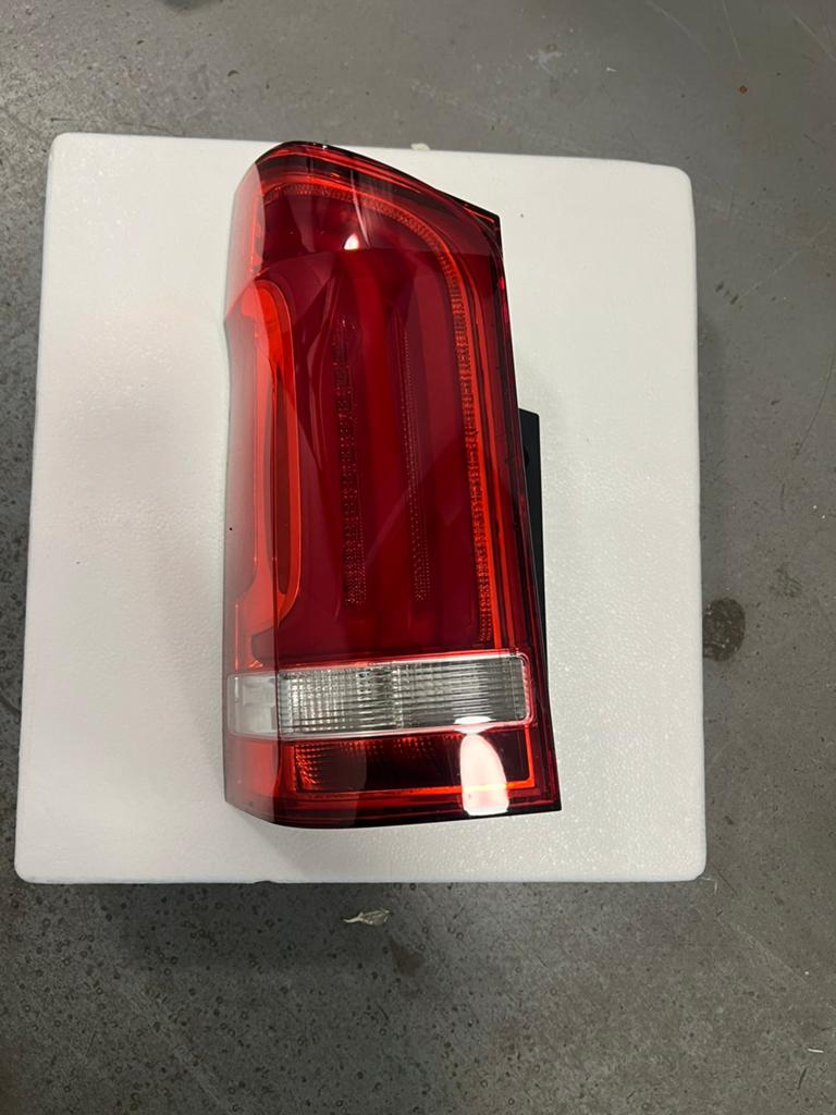 W447 Originel Mercedes Vklasse of Vito Led Achterlicht links, Auto-onderdelen, Ophalen of Verzenden, Nieuw, Links, Bumper