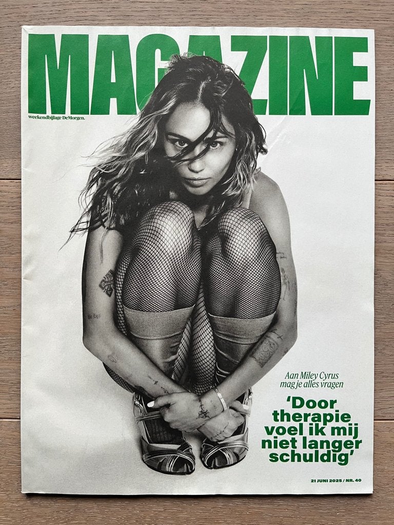 MILEY CYRUS - coverstory DM Magazine * 2025 * NIEUW, Ophalen of Verzenden, Nieuw, Muziek, Film of Tv
