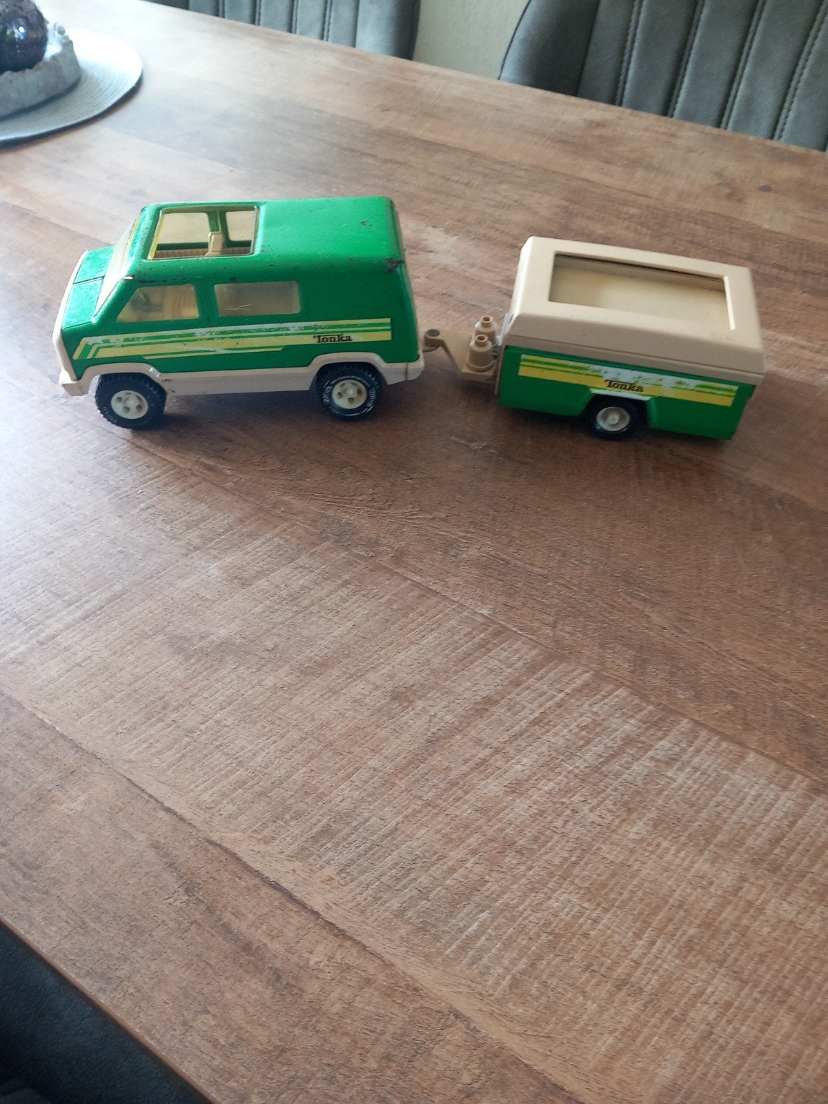 speelgoed auto+caravan TONKA, Ophalen