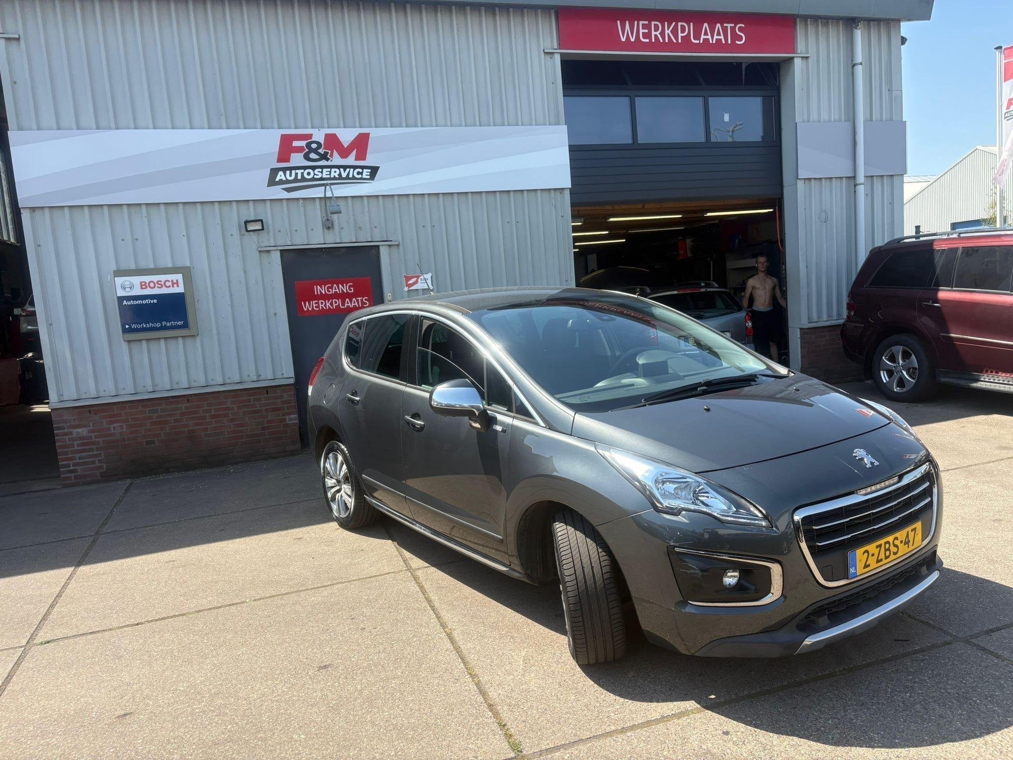 Peugeot 3008 1.6 THP Style Clima, cruise, camera, pdc achter, Auto's, Voorwielaandrijving, Euro 5, Gebruikt, Parkeersensor