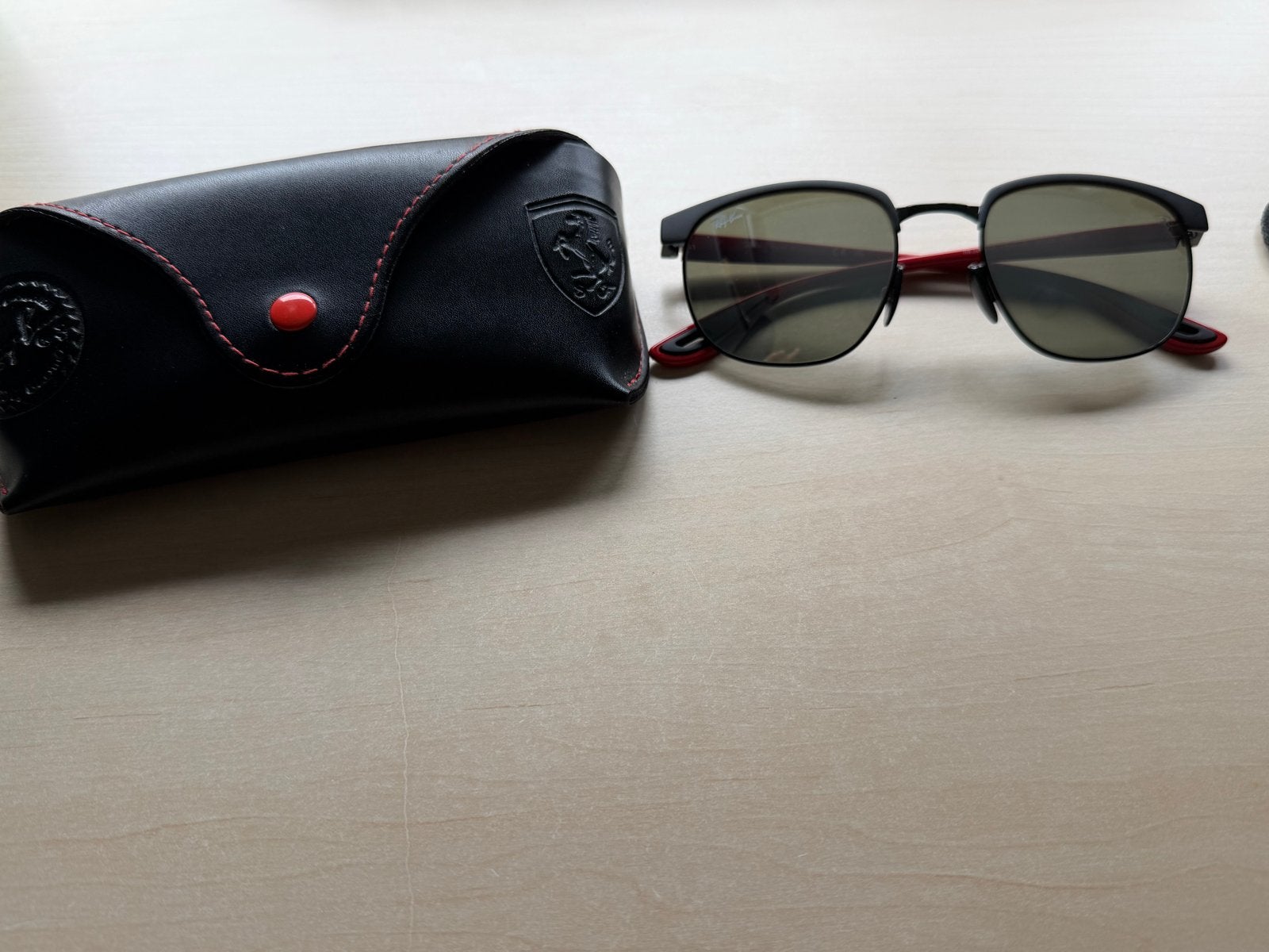 Ray Ban Zonnebril - Zo goed als nieuw, Zonnebril, Zwart, Zo goed als nieuw, Ophalen
