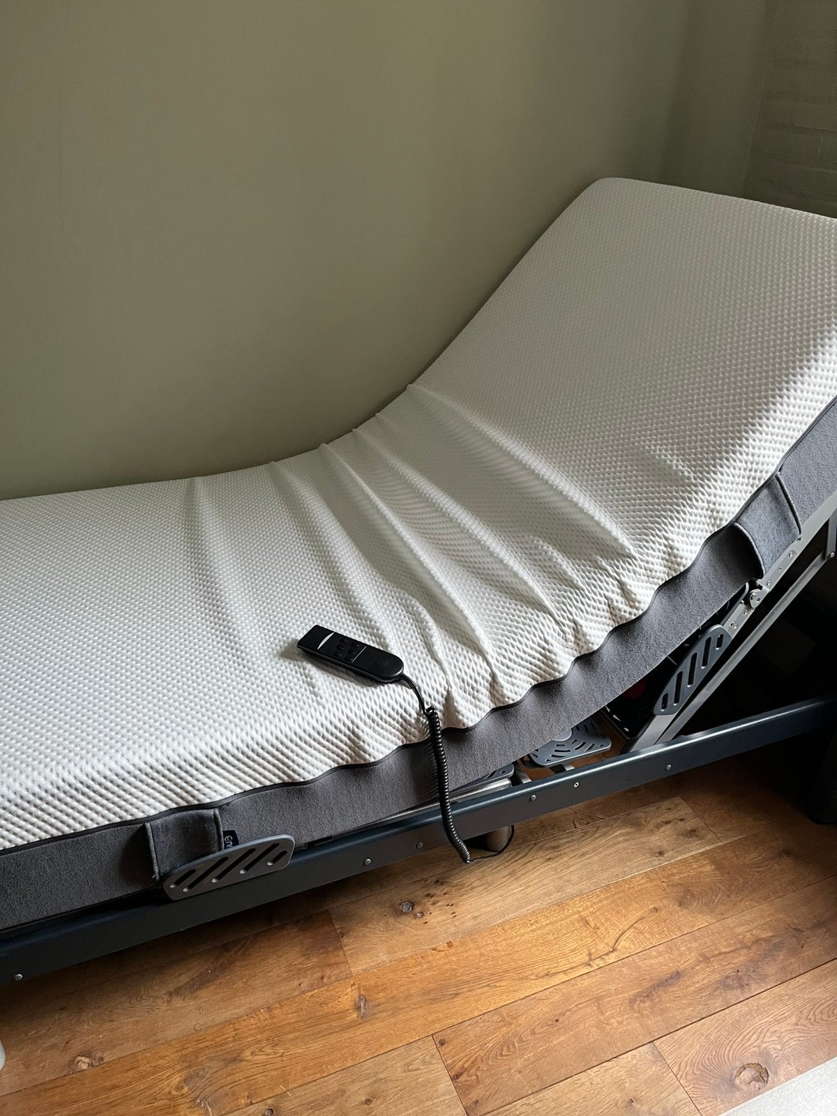 Elektrische bed met Emma matras, Ophalen, 90 cm, Wit, Tweepersoons