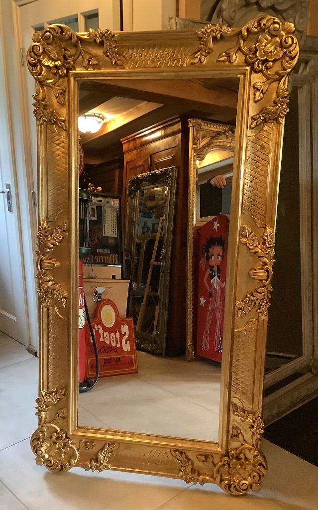 Grote sierlijke spiegel barok goudkleur 180/98., Antiek en Kunst, Antiek | Spiegels, Ophalen, Overige vormen