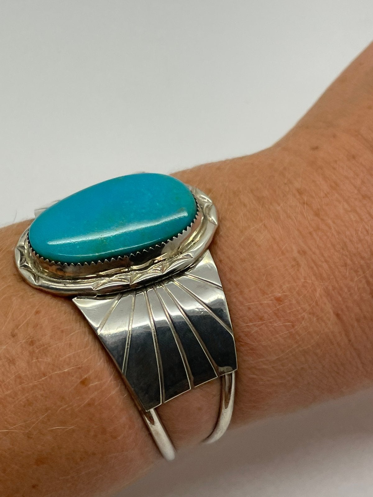 F697 Prachtige zilveren Navajo armband Pat Yazzie, Sieraden, Tassen en Uiterlijk, Ophalen of Verzenden, Zilver, Armband, Met edelsteen