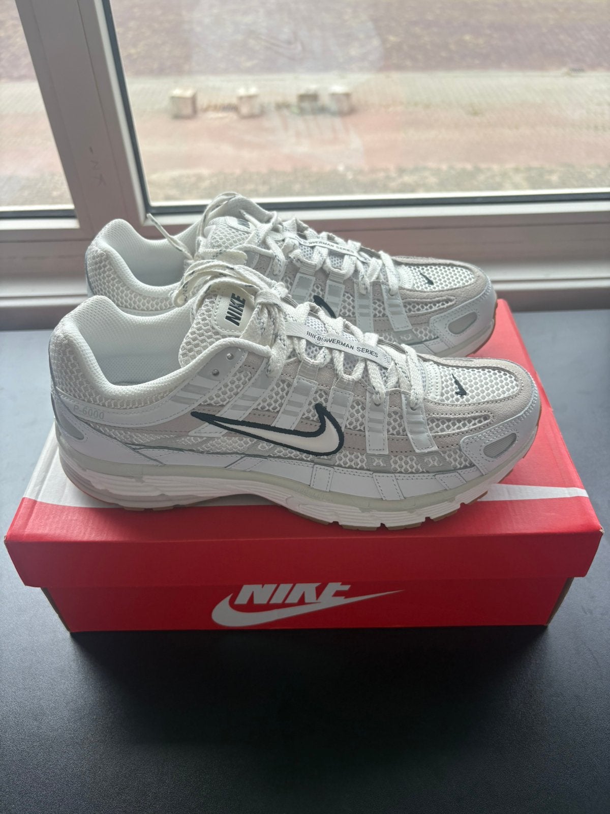 Nike P-6000 Summit White | EU 42.5, Wit, Nieuw, Ophalen of Verzenden, Sneakers of Gympen