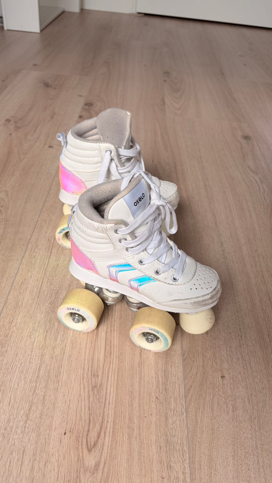 Oxelo rolschaatsen maat 29 - Wit met holografische details, Kinderen en Baby's, Ophalen of Verzenden, Zo goed als nieuw, Kinderen