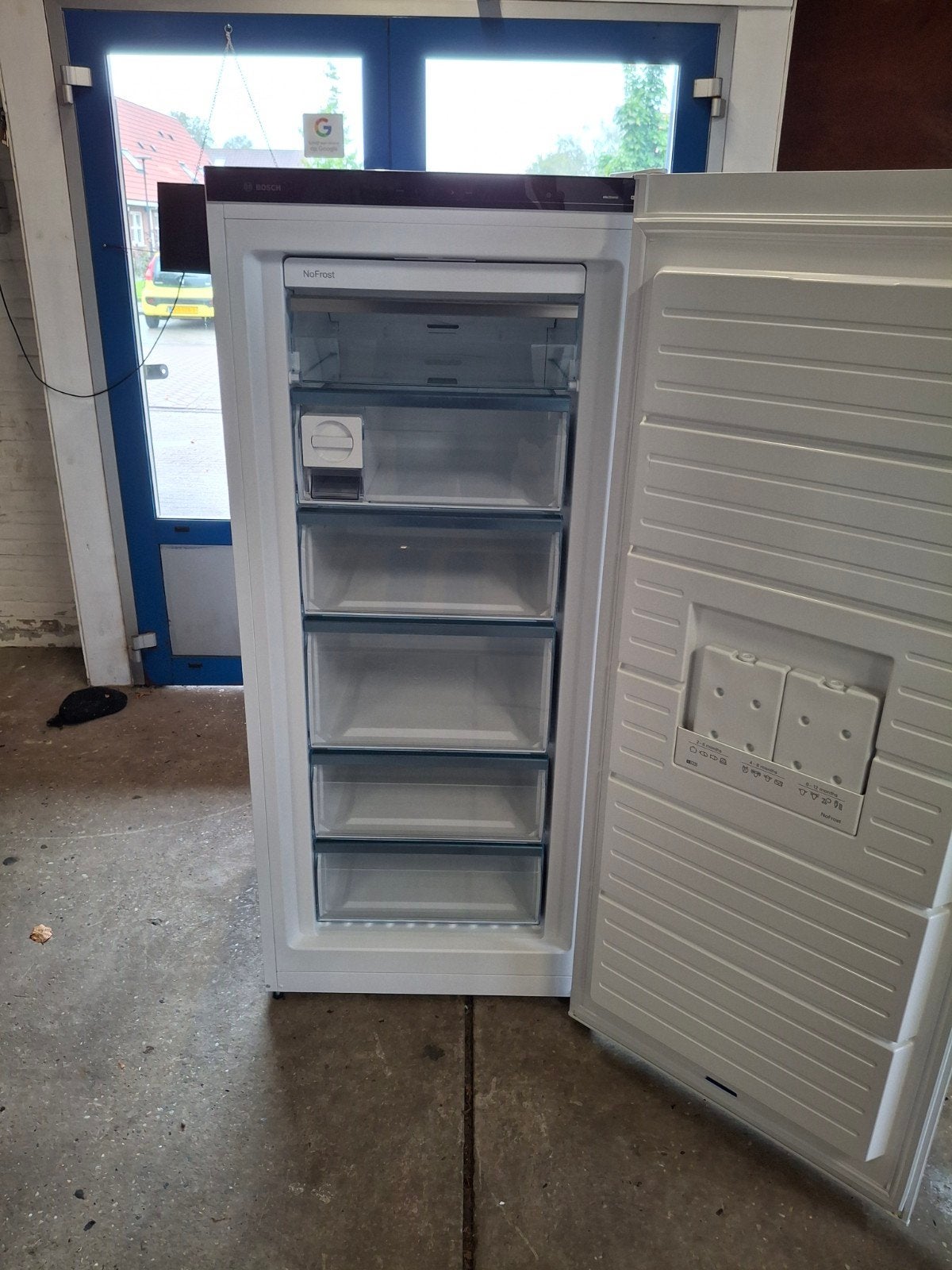 Bosch GSN51AWCV NoFrost Vriezer zo goed als nieuw, Witgoed en Apparatuur, Zo goed als nieuw, Energieklasse A of zuiniger, Vrijstaand