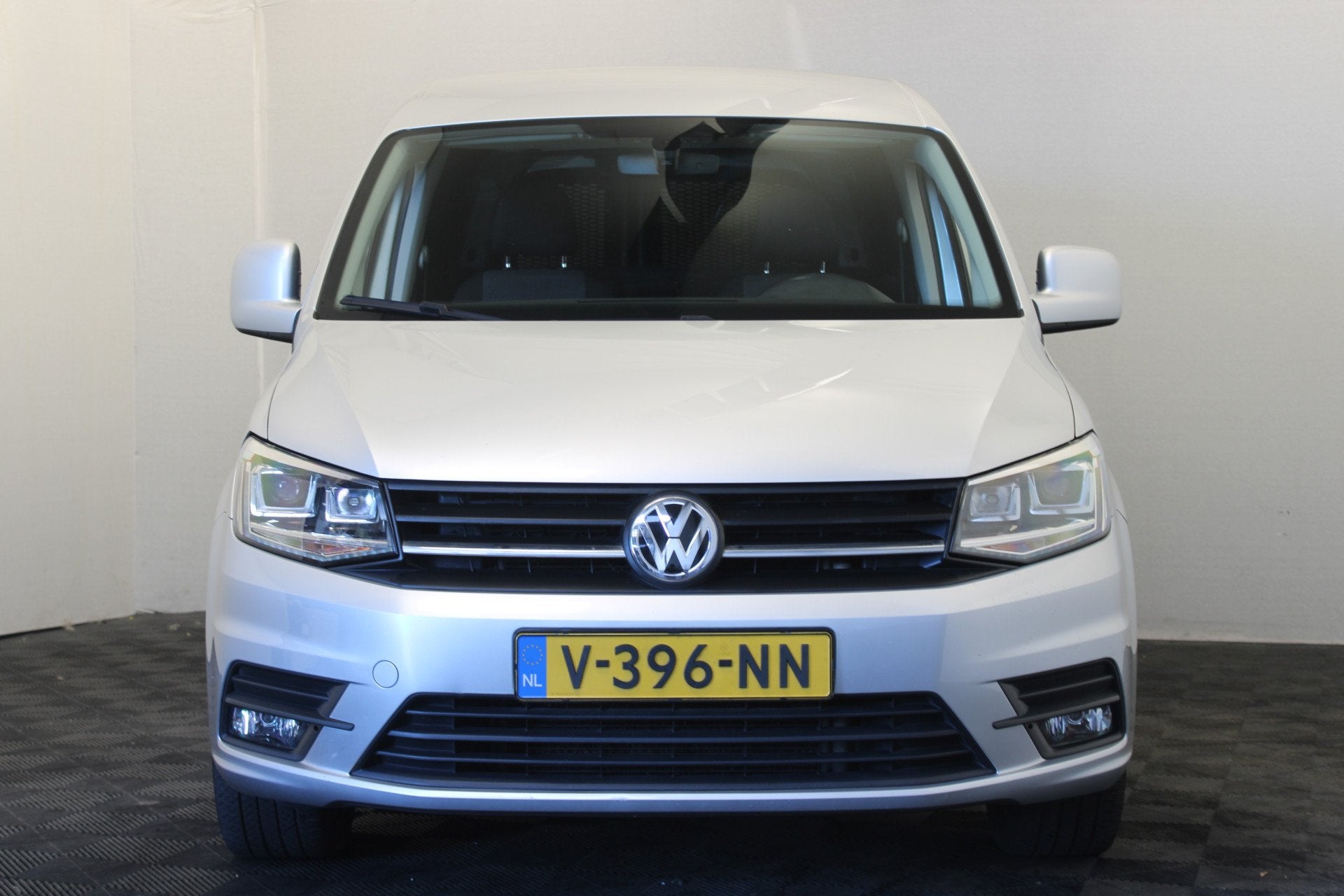 Volkswagen Caddy 2.0 TDI L1H1 BMT Highline (bj 2018), Auto's, Bestelauto's, 1442 kg, Stof, Gebruikt, 4 cilinders