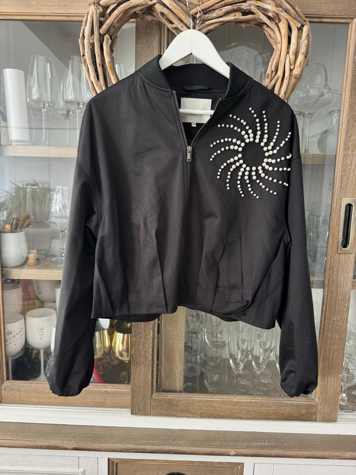 Shoeby jasje met pareltjes maat M/L, Kleding | Dames, Ophalen of Verzenden, Zo goed als nieuw, Maat 38/40 (M), Zwart