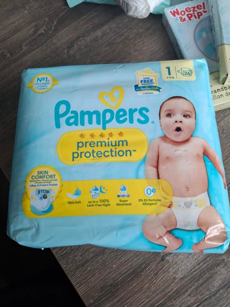 Nieuw pampers premium protection, Ophalen of Verzenden, Nieuw, Overige typen