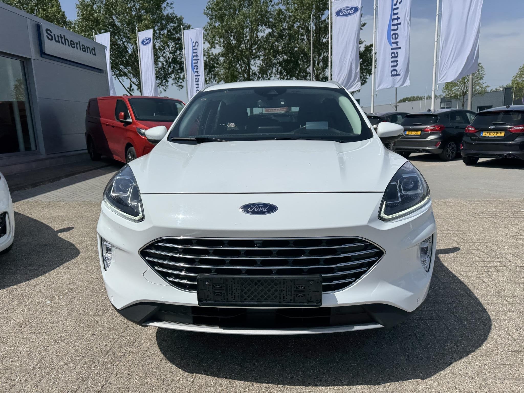 Ford Kuga 2.5 Duratec FHEV Titanium CVT 190pk | Winter Pack, Stof, Gebruikt, Zwart, Wit