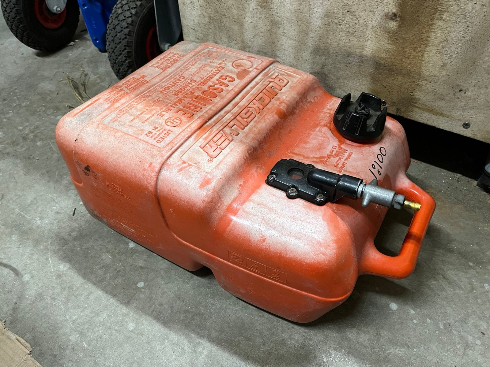 Quicksilver brandstof / benzinetank 25 liter, Ophalen, Gebruikt, Motor en Techniek, Zeilboot of Motorboot