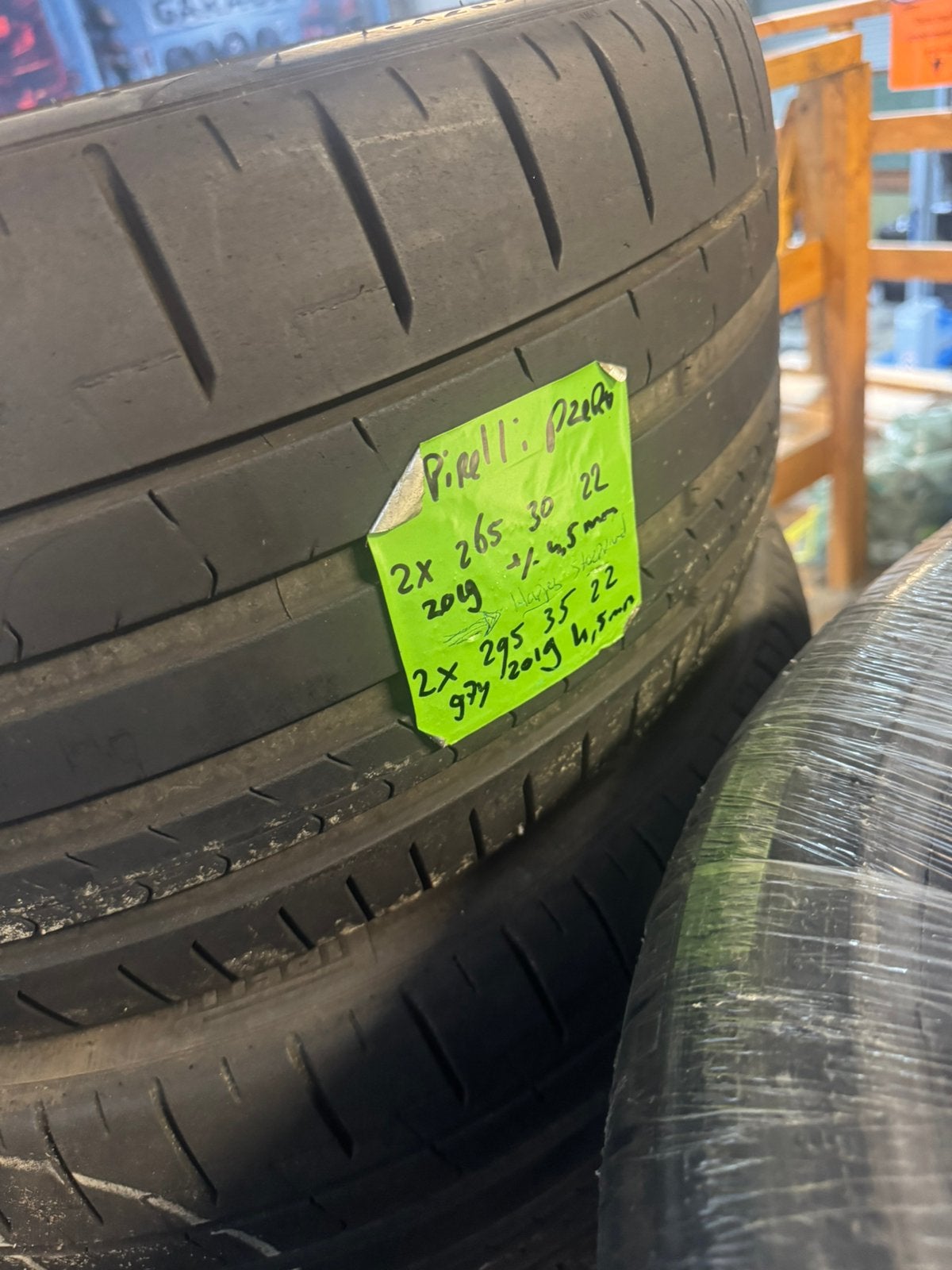 4x Pirelli P Zero Zomerbanden 2x 265/30/22 2x 295/35/22, 295 mm, Overige maten, Ophalen of Verzenden, Band(en)