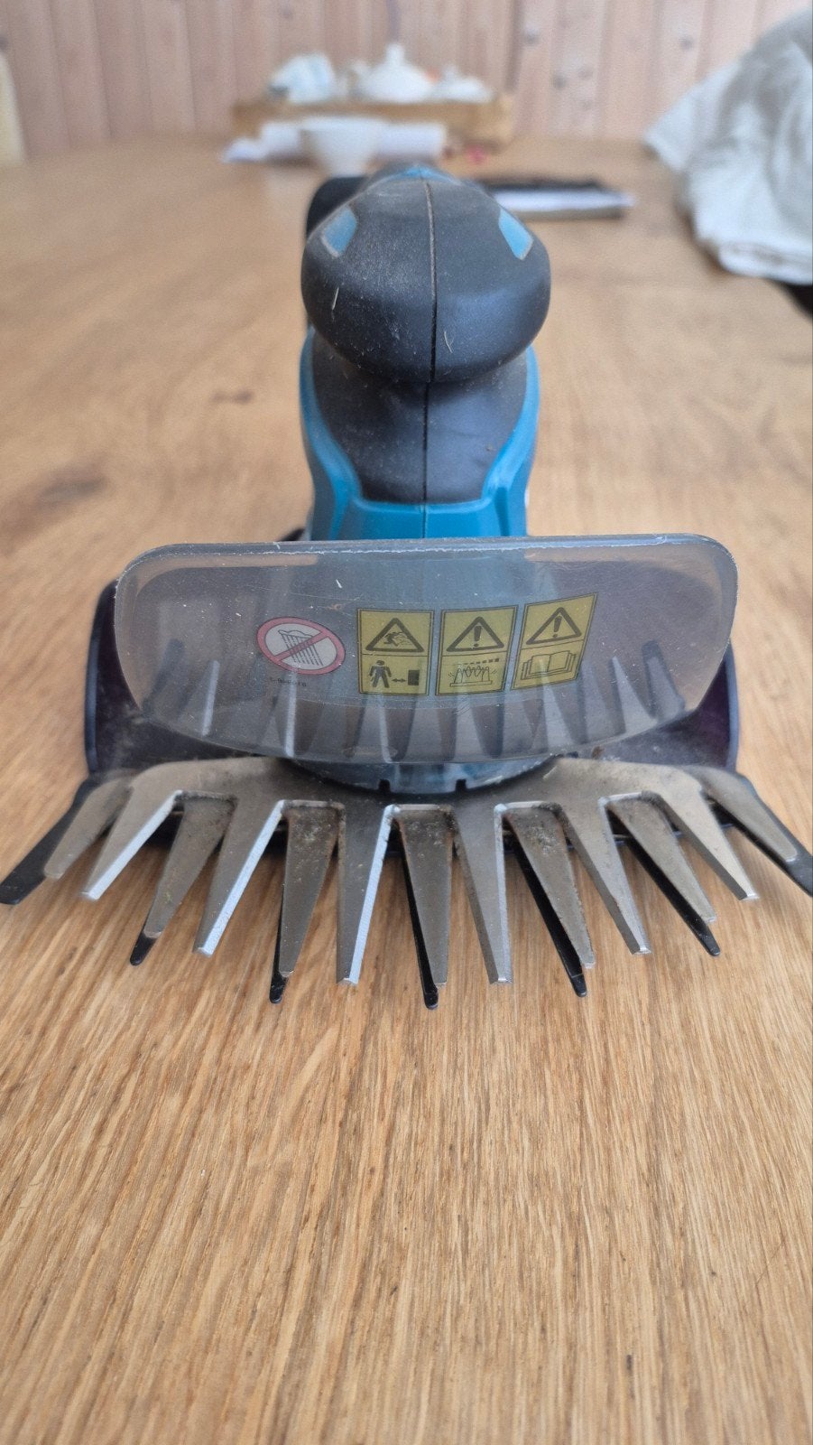 Makita Heggenschaar DUM604Z - Accu - Zonder accu/lader, Tuin en Terras, Heggenscharen, Ophalen, Gebruikt, Accu, Makita