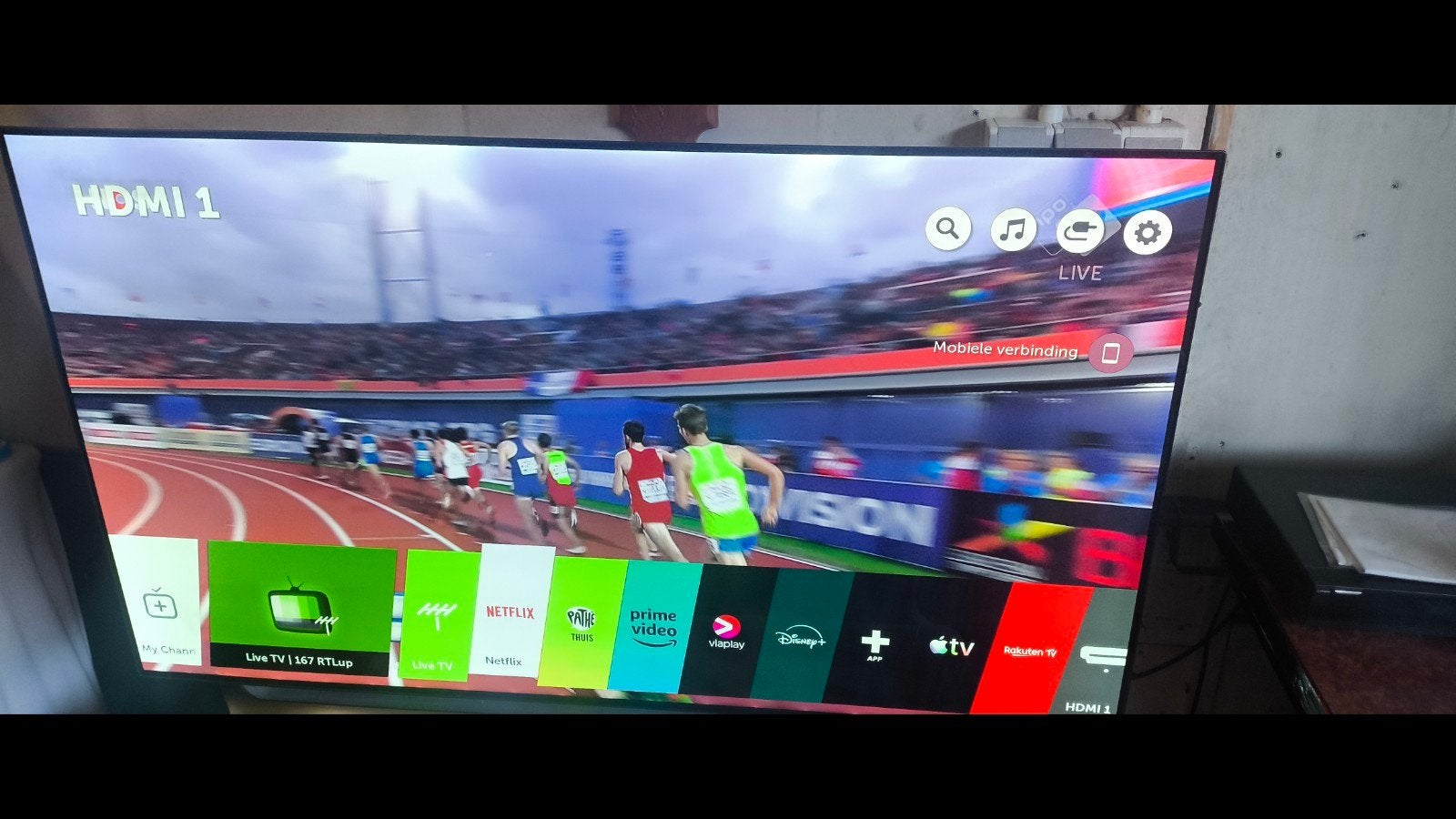 55 inch LG OLED Smart tv met lichte inbranding, Ophalen, Gebruikt, 100 cm of meer, LG