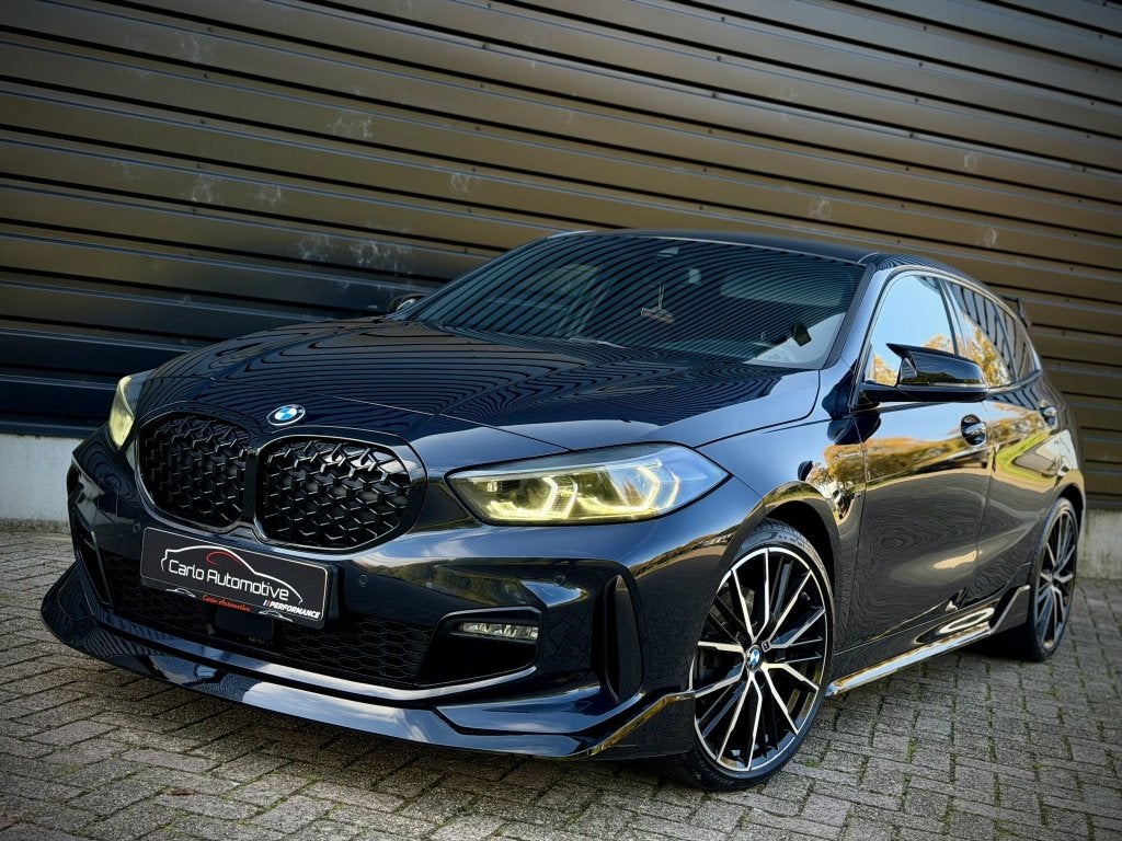 Bmw 1-serie 118i 118i M-PERFORMANCE M135 M SCHAALSTOEL|CARPL, Gebruikt, Zwart, Origineel Nederlands, Bedrijf