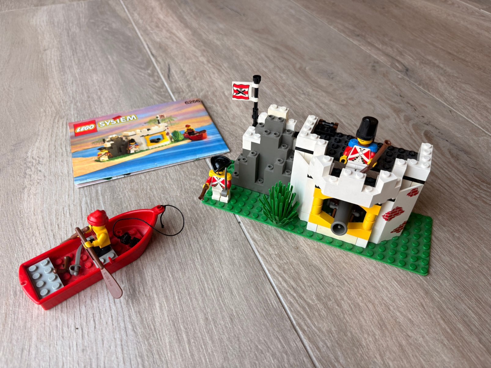 LEGO Piraten 6266 - Cannon Royal + Boekje, Gebruikt, Lego, Compleet, Complete set