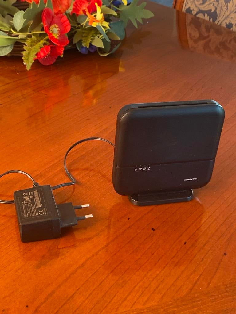 KPN Experia WiFi Router - Arcadyan BWA-2304A1, Ophalen of Verzenden, Gebruikt, Router