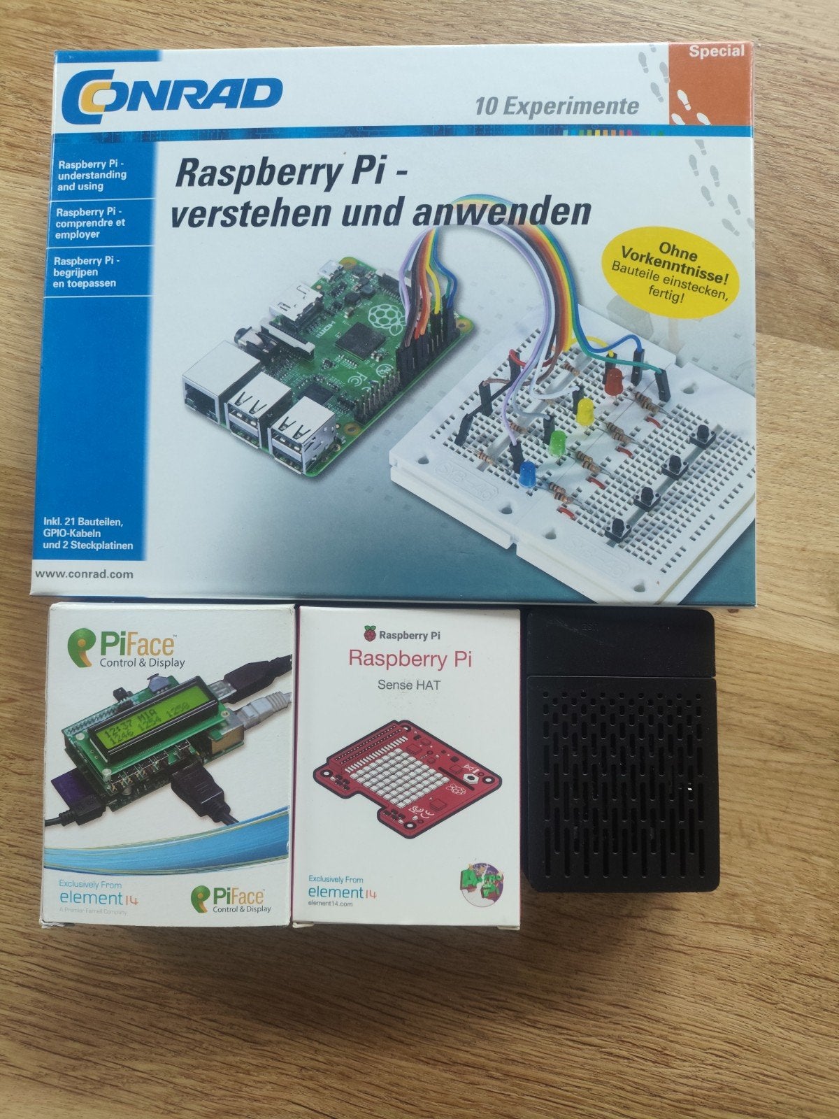 Conrad Raspberry Pi Starter Kit met PiFace en Sense HAT, Ophalen of Verzenden, Zo goed als nieuw