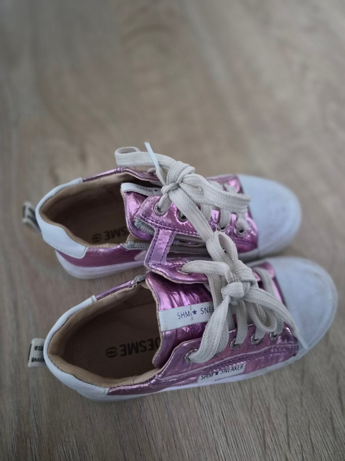 Paarse metallic sneakers Shoesme Sneaker maat 29, Gebruikt, Meisje, Schoenen, Ophalen of Verzenden
