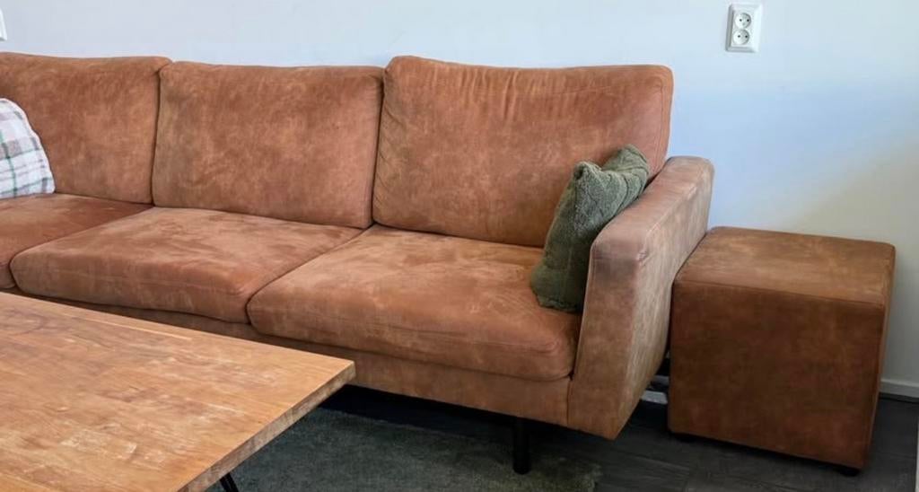 3 zits Bank met 2 poefs, Ophalen, Gebruikt, Kunststof