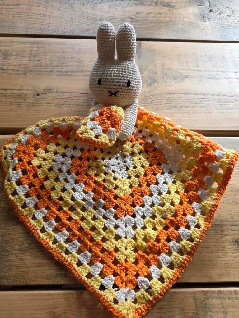 Handgemaakt Nijntje knuffeldoekje, Ophalen of Verzenden, Nieuw