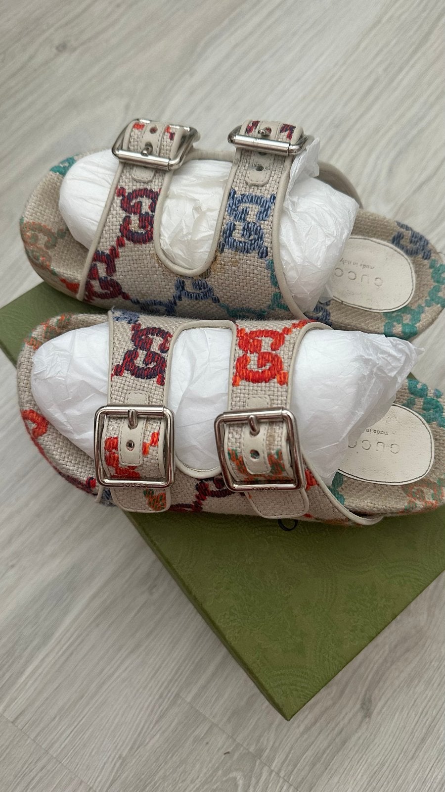 Gucci GG Canvas Sandalen met Gespen maat 32, Kinderen en Baby's, Ophalen of Verzenden, Nieuw