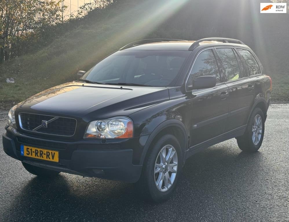 Volvo XC90 2.5 T Ocean Race | 7-persoons | Trekhaak, Gebruikt, Zwart, 1991 kg, 7 stoelen