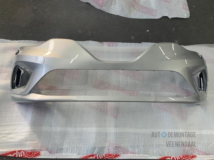 Voorbumper van een Renault Clio (TED69), -, Renault, -, Nieuw