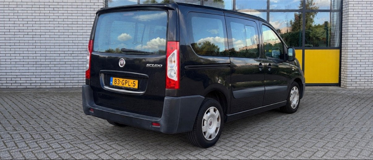 Fiat Scudo Panorama 2.0 MultiJet 9 Persoons Family, Keurig o, Auto's, Gebruikt, 2000 kg, Origineel Nederlands, Bedrijf