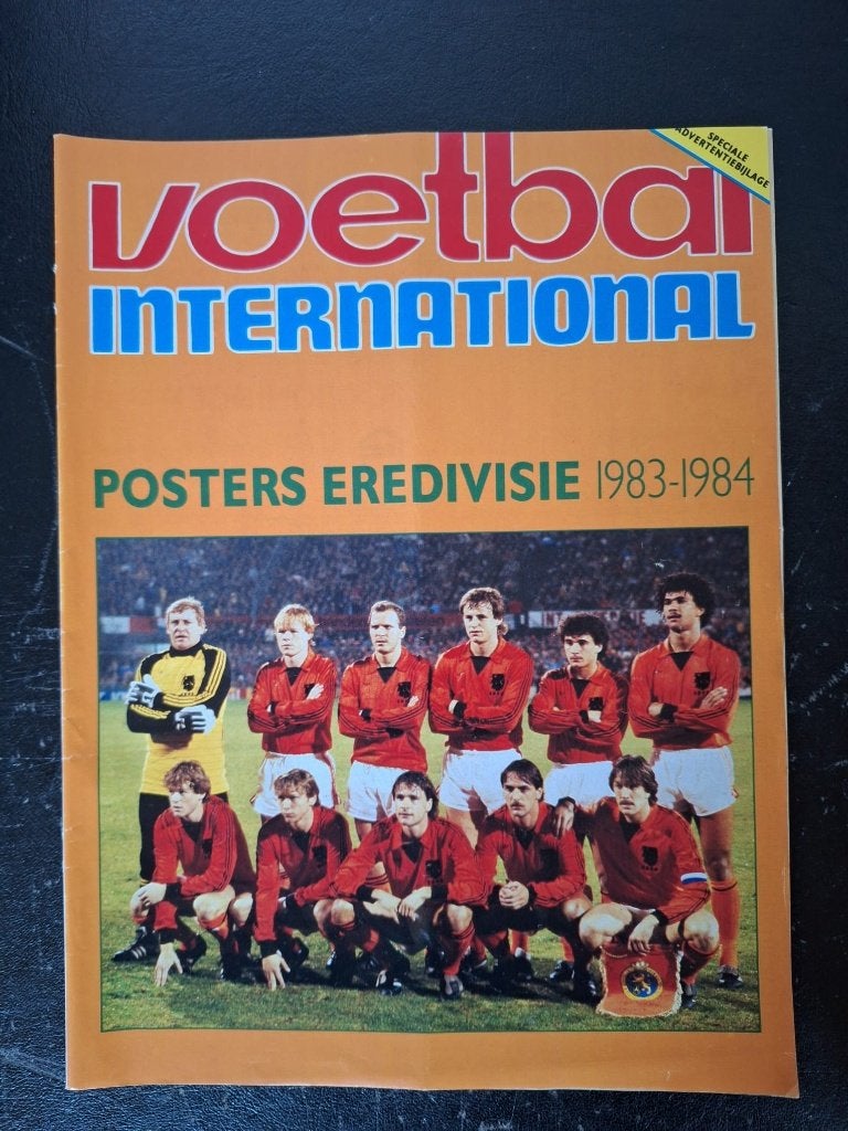Posterbijlage Voetbal International 1983-84, Ophalen of Verzenden, Zo goed als nieuw, Overige binnenlandse clubs, Boek of Tijdschrift